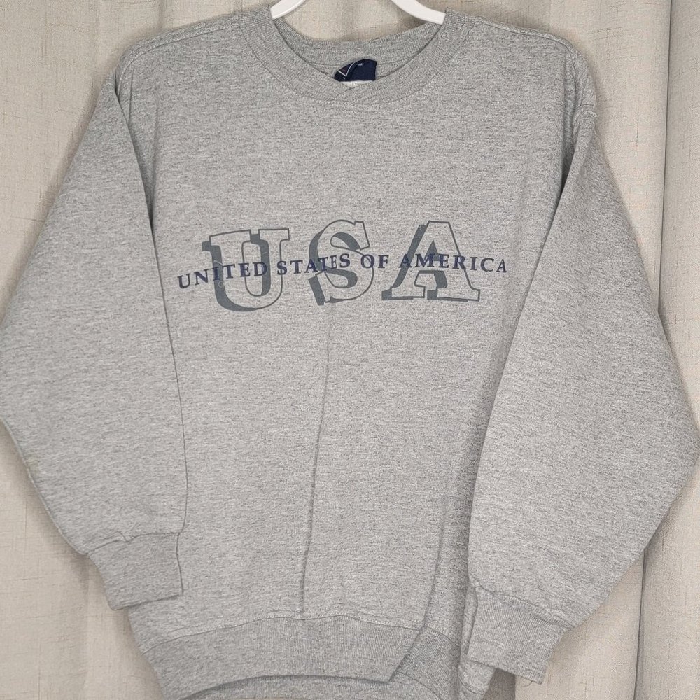 Chunky USA Crewneck Sweatshirt MEDIUM